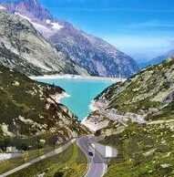 热血新手村九游版下载-热血新手村，九游版下载之旅